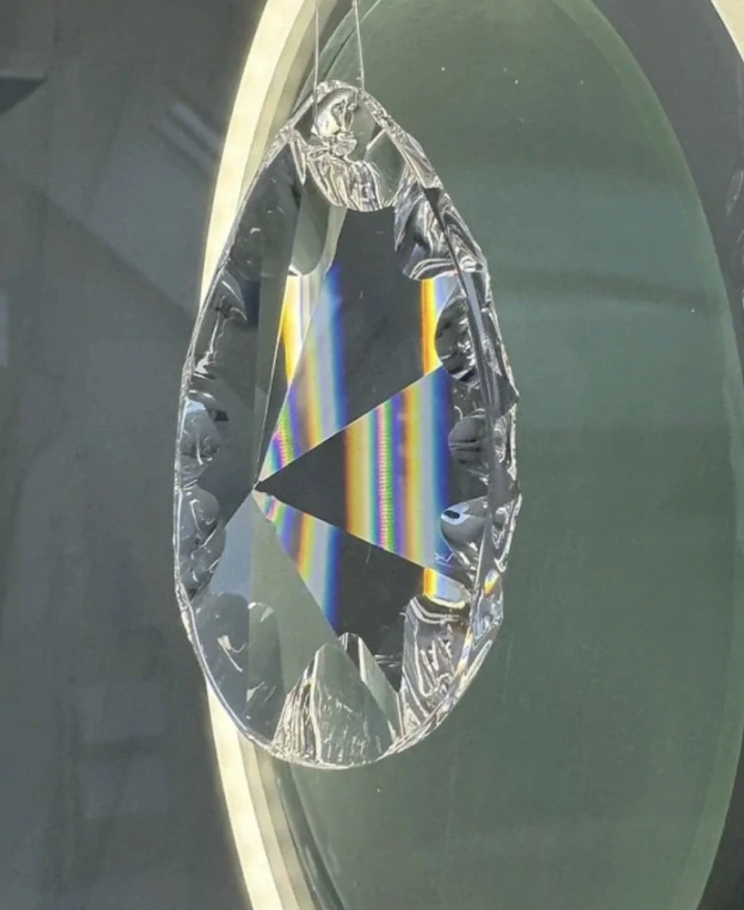 Kapka Hai ČIRÁ / CRYSTAL