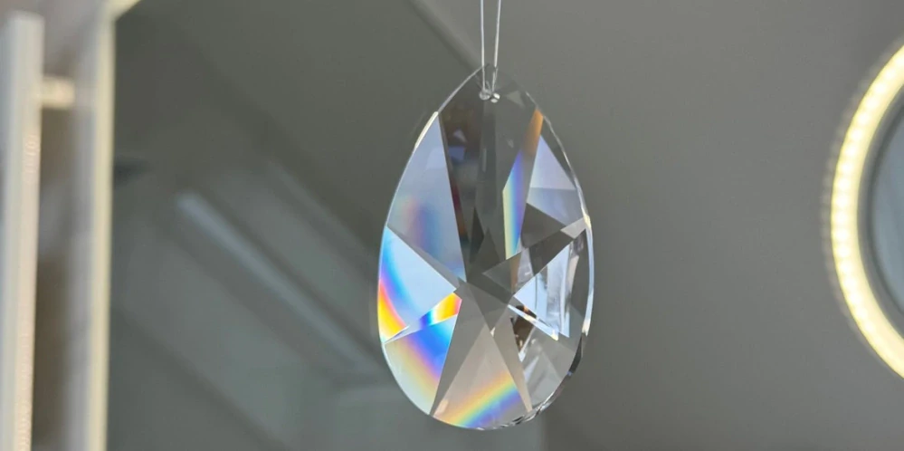 Kapka Shui ČIRÁ / CRYSTAL