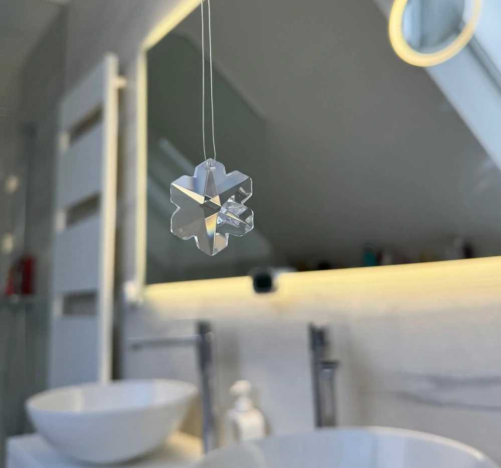 Hvězda ČIRÁ / CRYSTAL