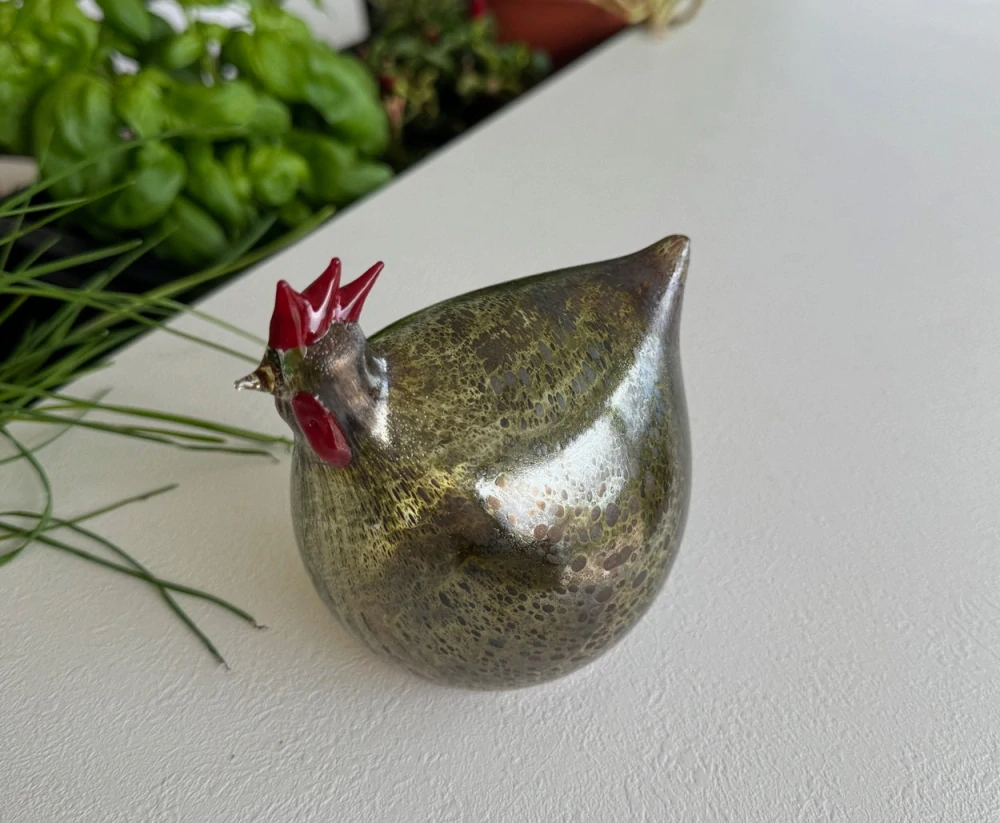Slepička HNĚDÁ symbol rodiny , hojnosti