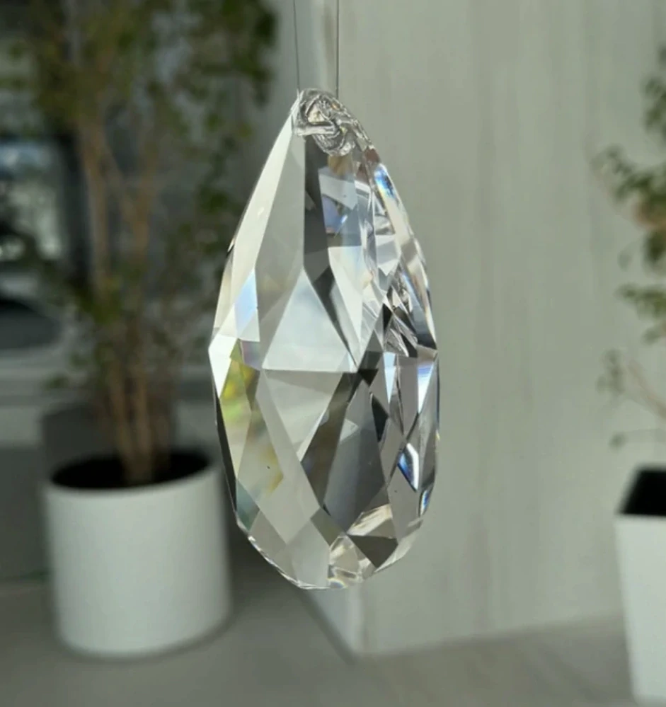 Kapka Shen ČIRÁ / CRYSTAL