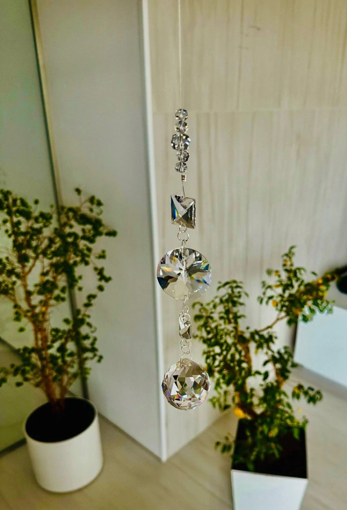 Sluneční závěs s Feng Shui kuličkou