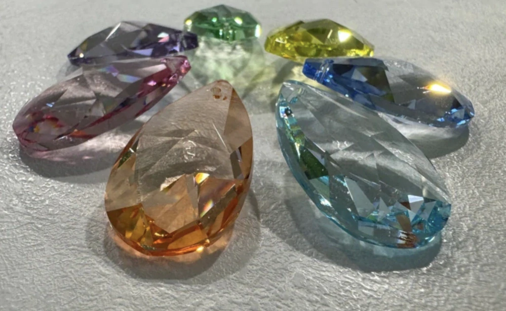 Kapka Shen barevná 90 mm