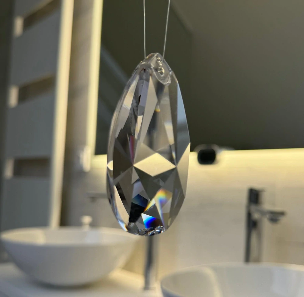 Kapka Shui ČIRÁ / CRYSTAL