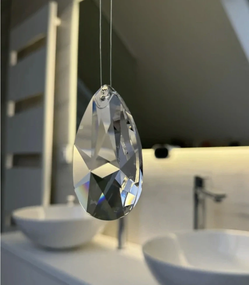 Kapka Shui ČIRÁ / CRYSTAL