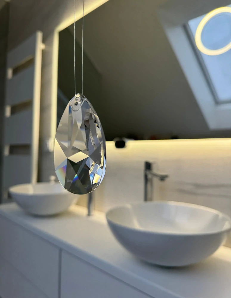 Kapka Shui ČIRÁ / CRYSTAL