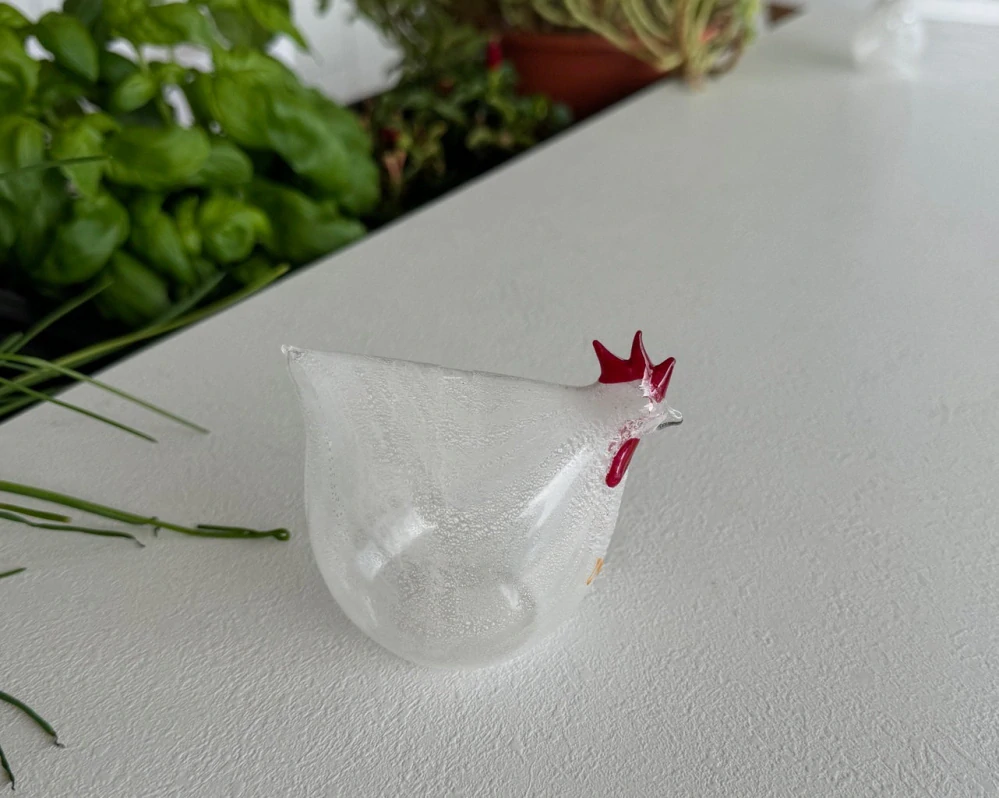 Slepička BÍLÁ symbol rodiny , hojnosti
